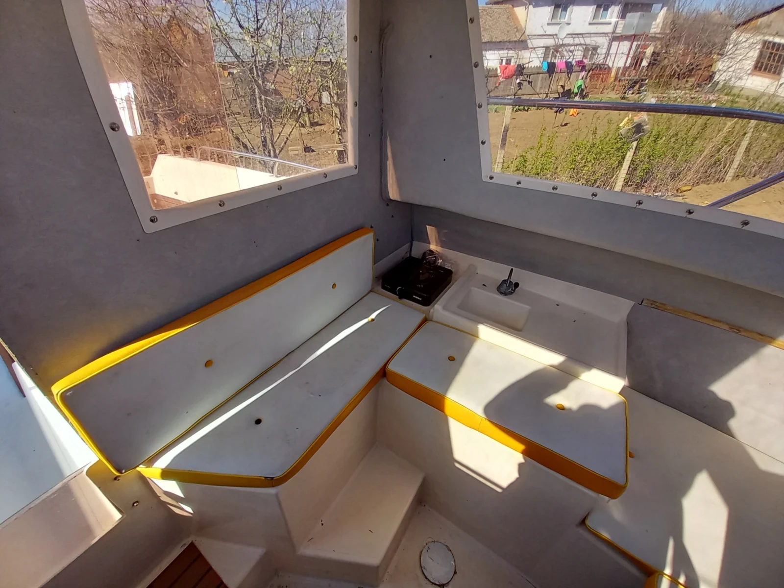 Лодка CNA Clear Liner 600 Pilothouse - изображение 9