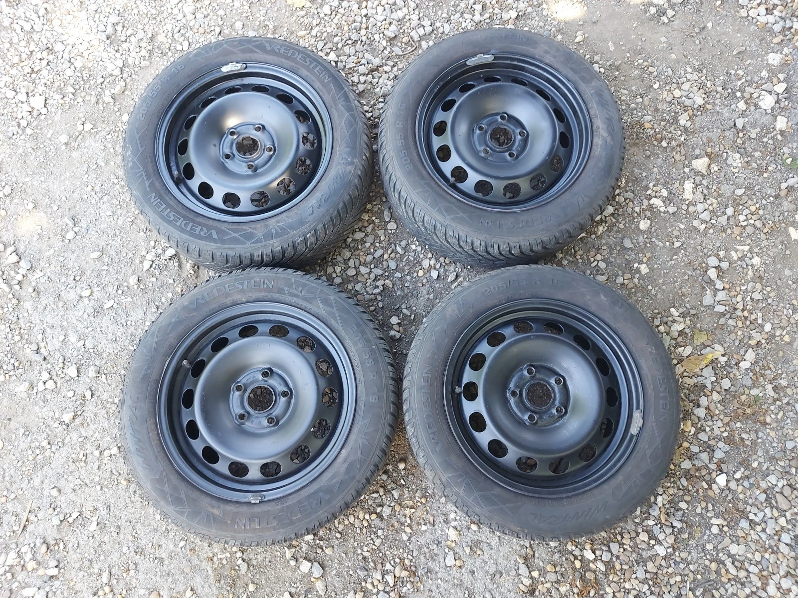    205/55R16  VW Touran | Mobile.bg   1