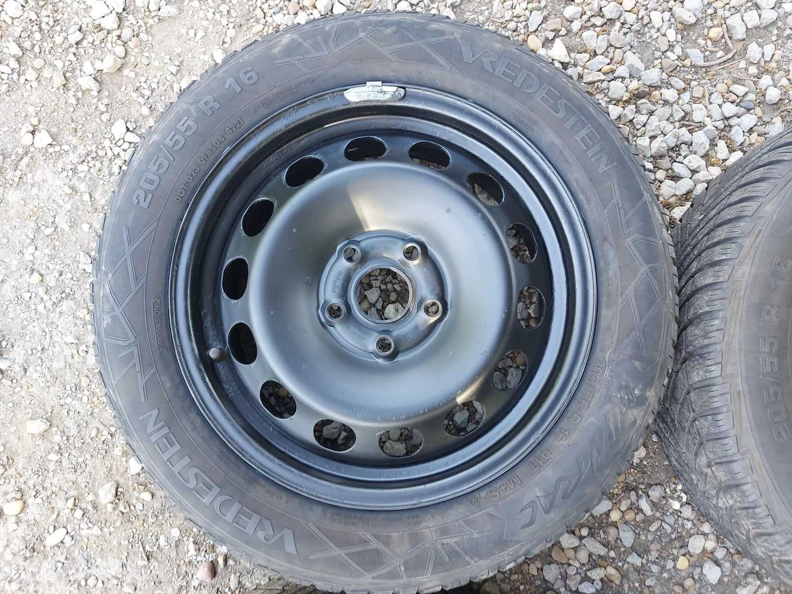    205/55R16  VW Touran | Mobile.bg   5