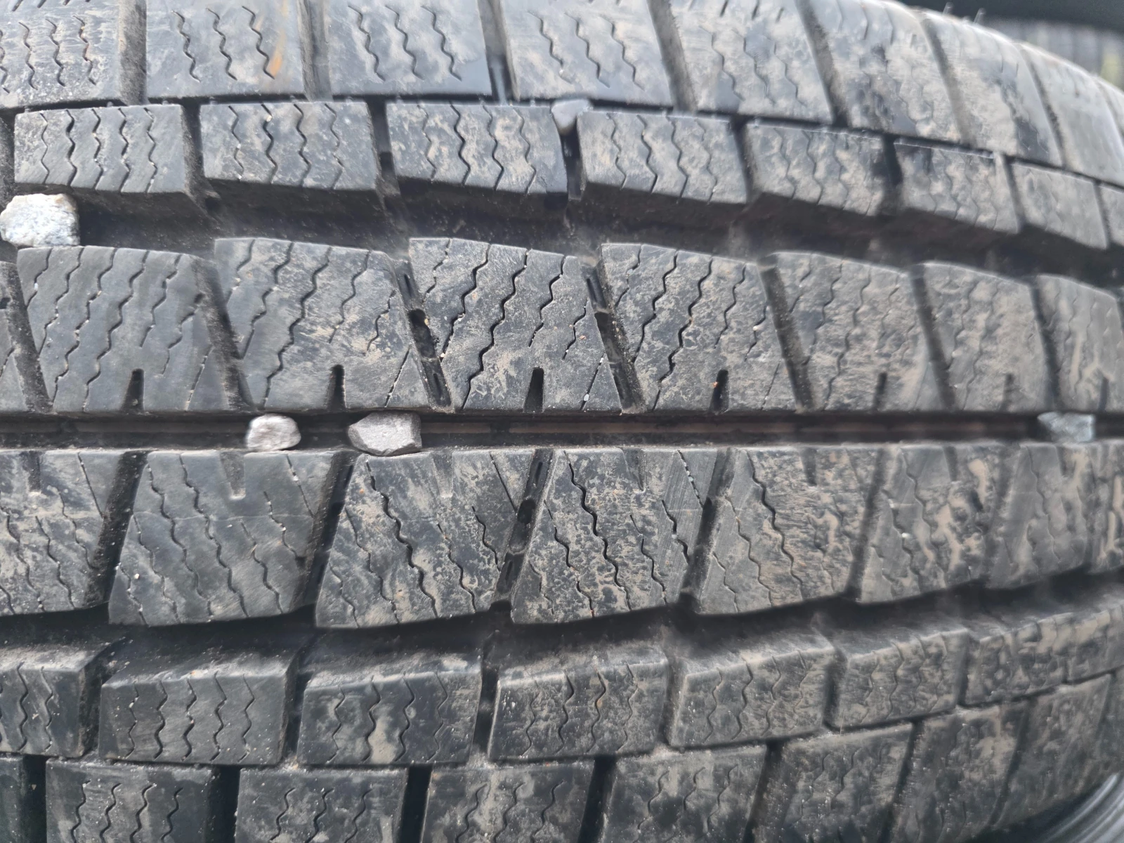 Гуми Зимни 175/65R14, снимка 2 - Гуми и джанти - 54734581
