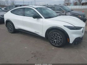 Ford Mustang Mach-E Premium AWD, снимка 1