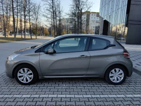 Peugeot 208 ...86 000km, снимка 2