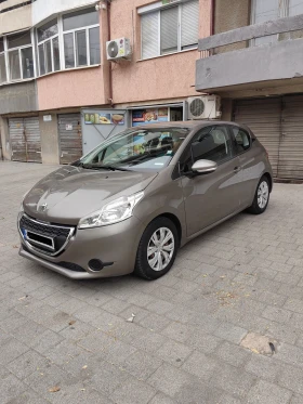 Peugeot 208 ...85 000km, снимка 2