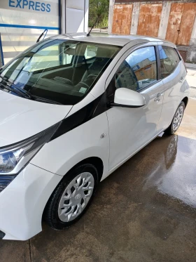 Toyota Aygo Aygo x-play avtomat  ! | Mobile.bg    2