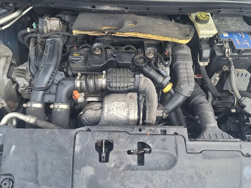 Peugeot 308 1.6 120 BLUEHDI Hatchback, снимка 9 - Автомобили и джипове - 50006283