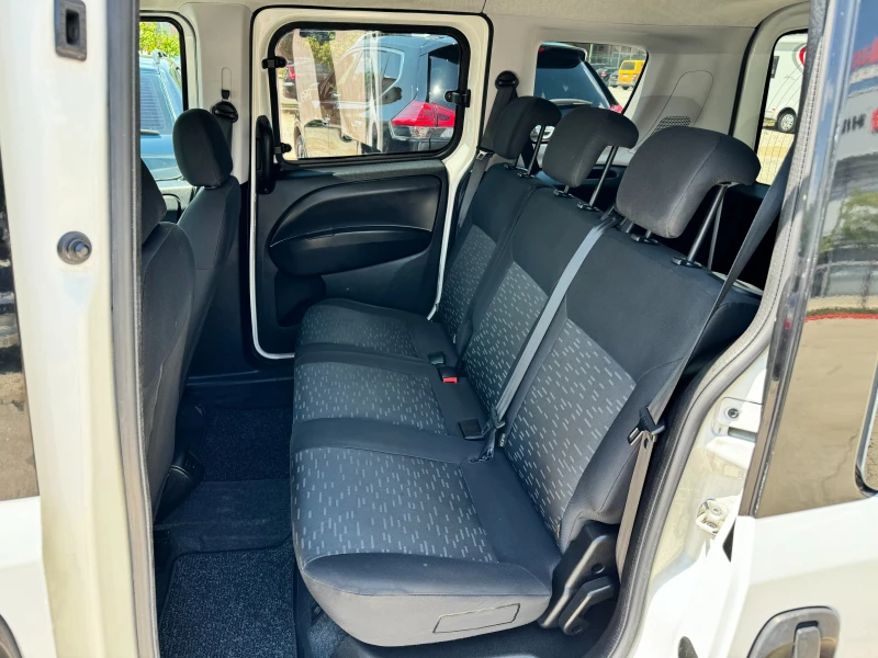 Fiat Doblo 1.6D 105k.с 6ск. 2015г., снимка 12 - Автомобили и джипове - 47177438