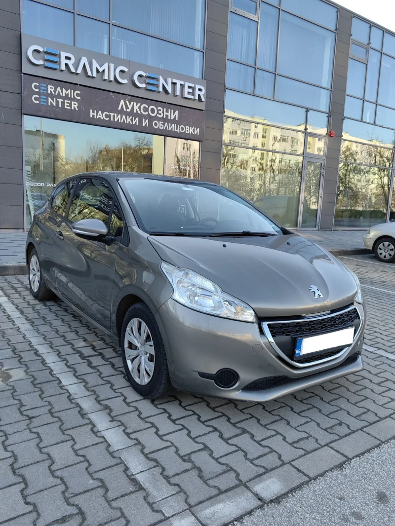 Peugeot 208 ...86 000km, снимка 6 - Автомобили и джипове - 48986034