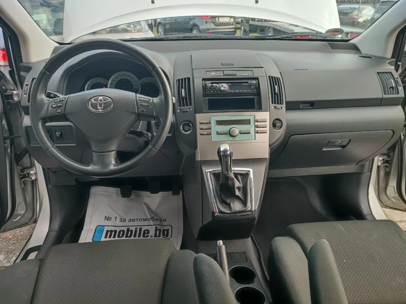 Toyota Corolla verso 1.8VVT-I 129 К.С 6+ 1, снимка 9 - Автомобили и джипове - 47955334