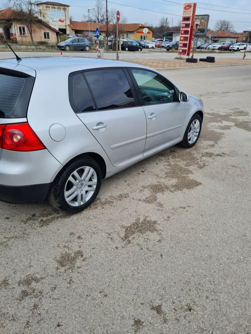 VW Golf 1.6куб.102к.с., снимка 3 - Автомобили и джипове - 49463457