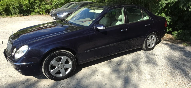 Mercedes-Benz E 320 Elegance, снимка 10 - Автомобили и джипове - 51134195