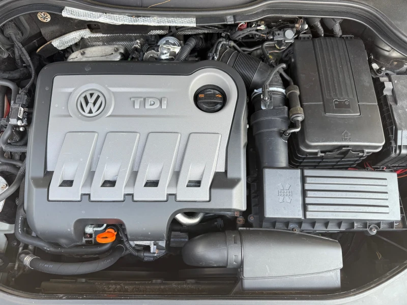 VW Passat 2.0TDI 4x4 Швейцария Highline , снимка 15 - Автомобили и джипове - 52654038