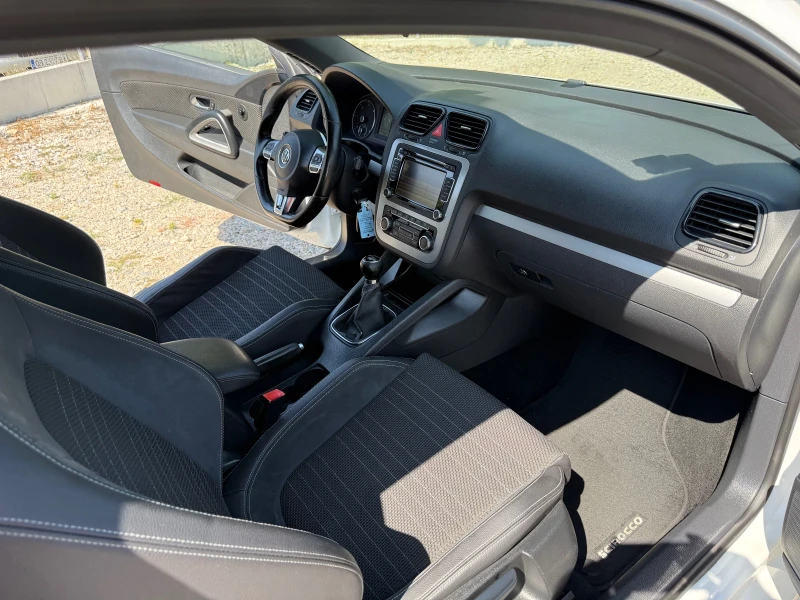 VW Scirocco 2.0TDI 195000kmЛИЗИНГ!!!, снимка 10 - Автомобили и джипове - 51339920