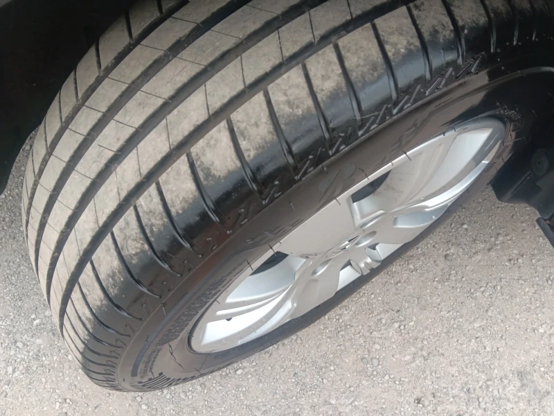 Renault Captur 1.2Тсе* AUT* Dynamic, снимка 14 - Автомобили и джипове - 51369272