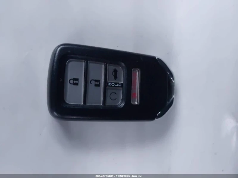 Honda Civic 2.0L I-4 DOHC, VVT, 158HP Front Wheel Drive, снимка 3 - Автомобили и джипове - 53054264