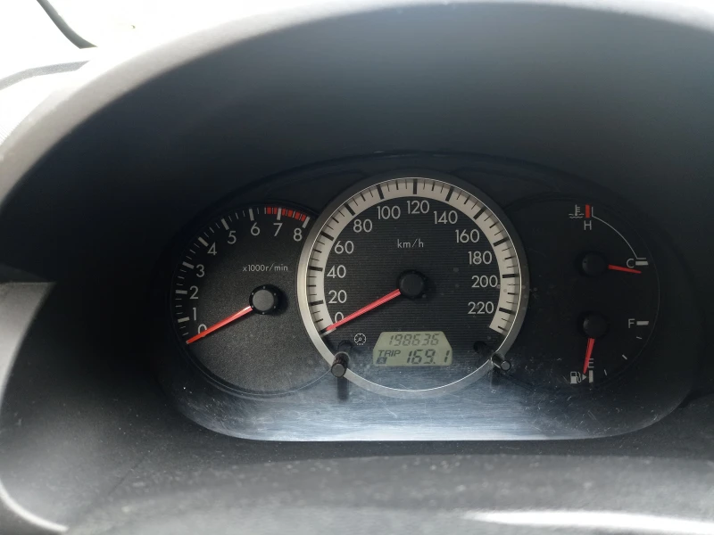 Mazda 5, снимка 12 - Автомобили и джипове - 53218815