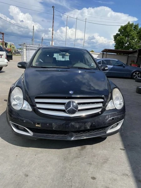 Mercedes-Benz R 320 !НА ЧАСТИ!, снимка 1 - Автомобили и джипове - 49502208