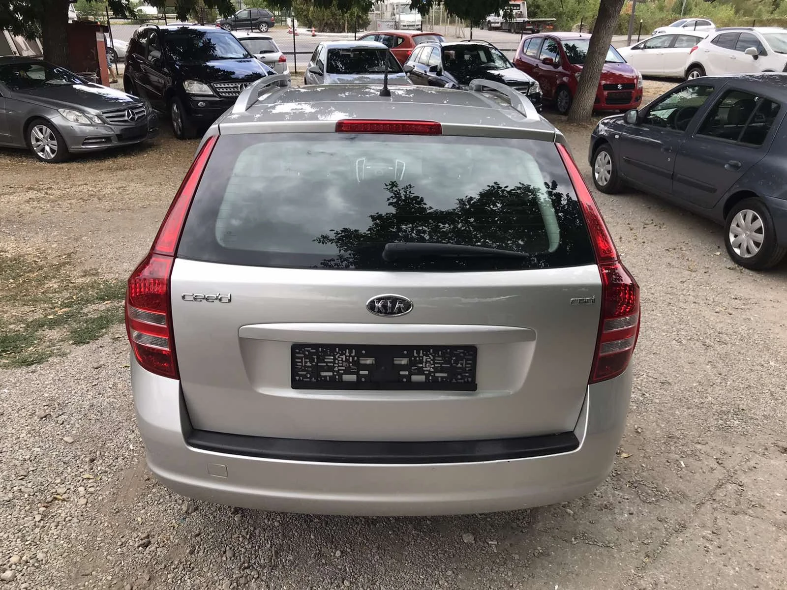 Kia Ceed 1.6 CRDI EURO 5 - изображение 7