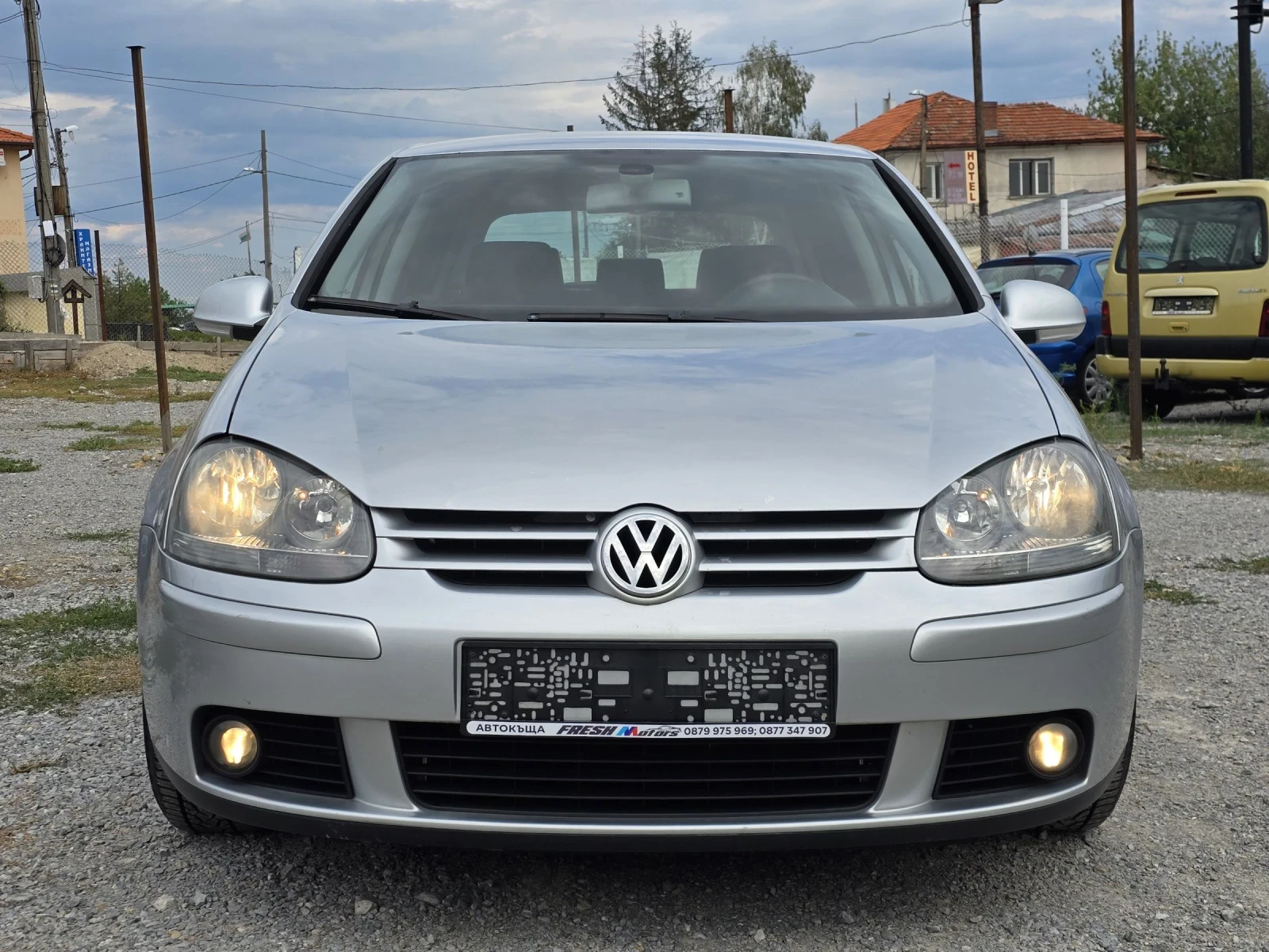 VW Golf 1.4 i 90 К.С. КЛИМАТРОНИК / НОВИ ГУМИ - изображение 7