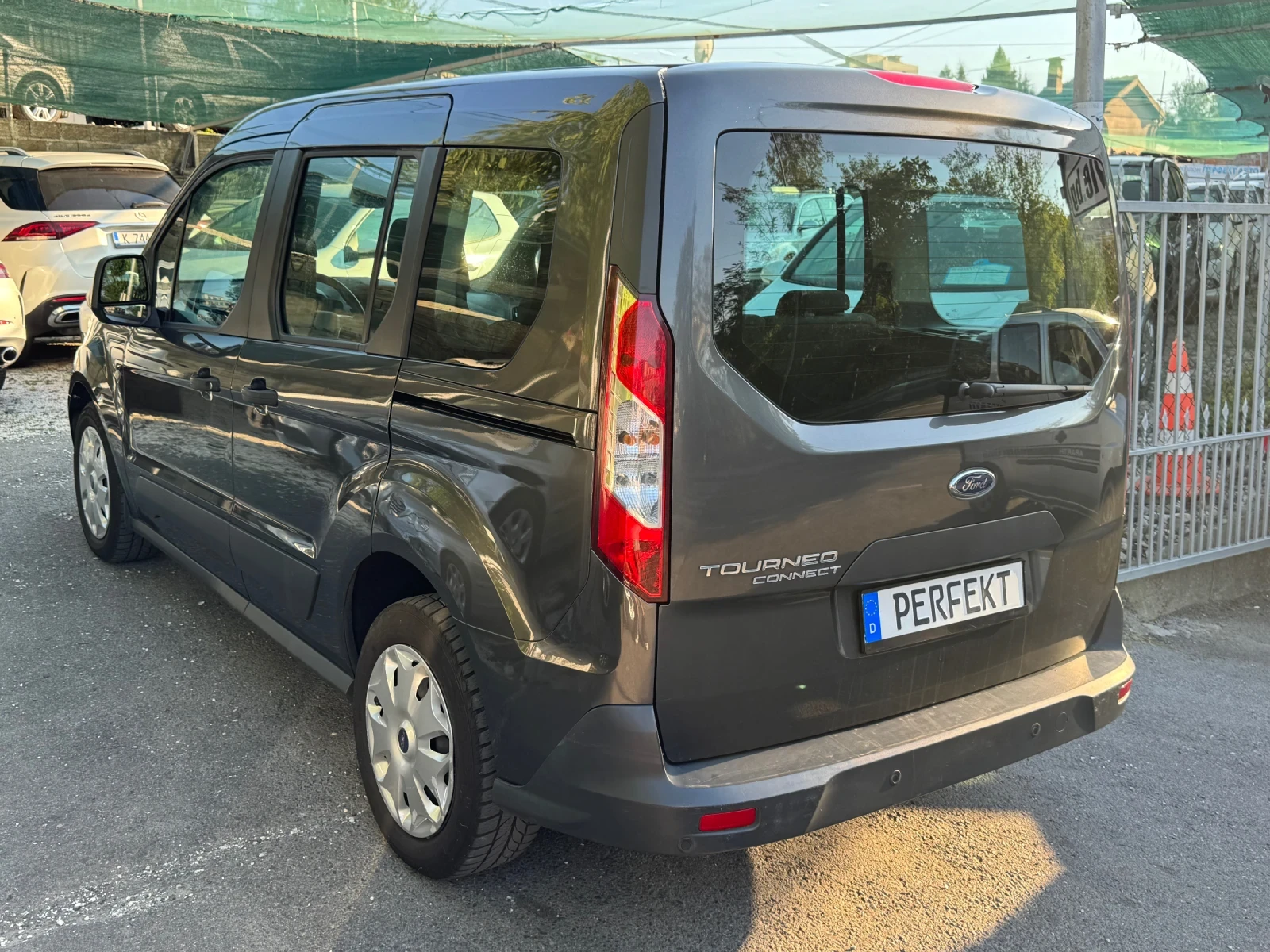 Ford Connect Tourneo - изображение 5