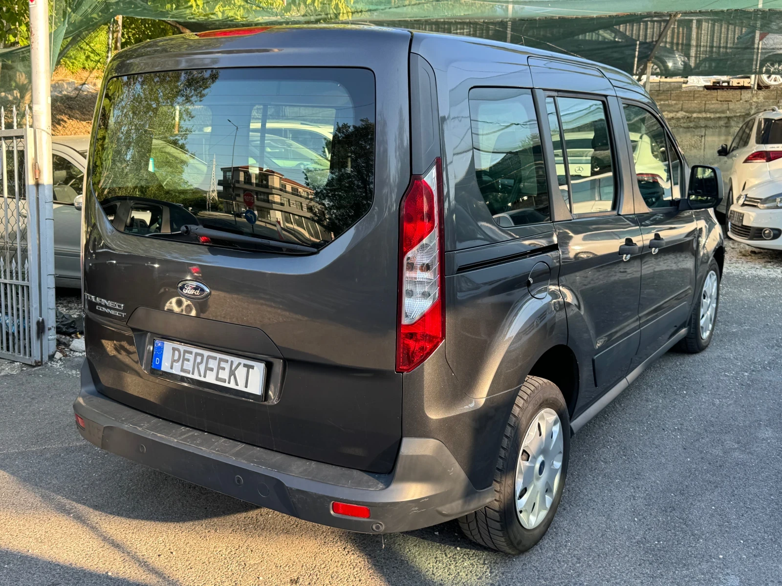 Ford Connect Tourneo - изображение 4