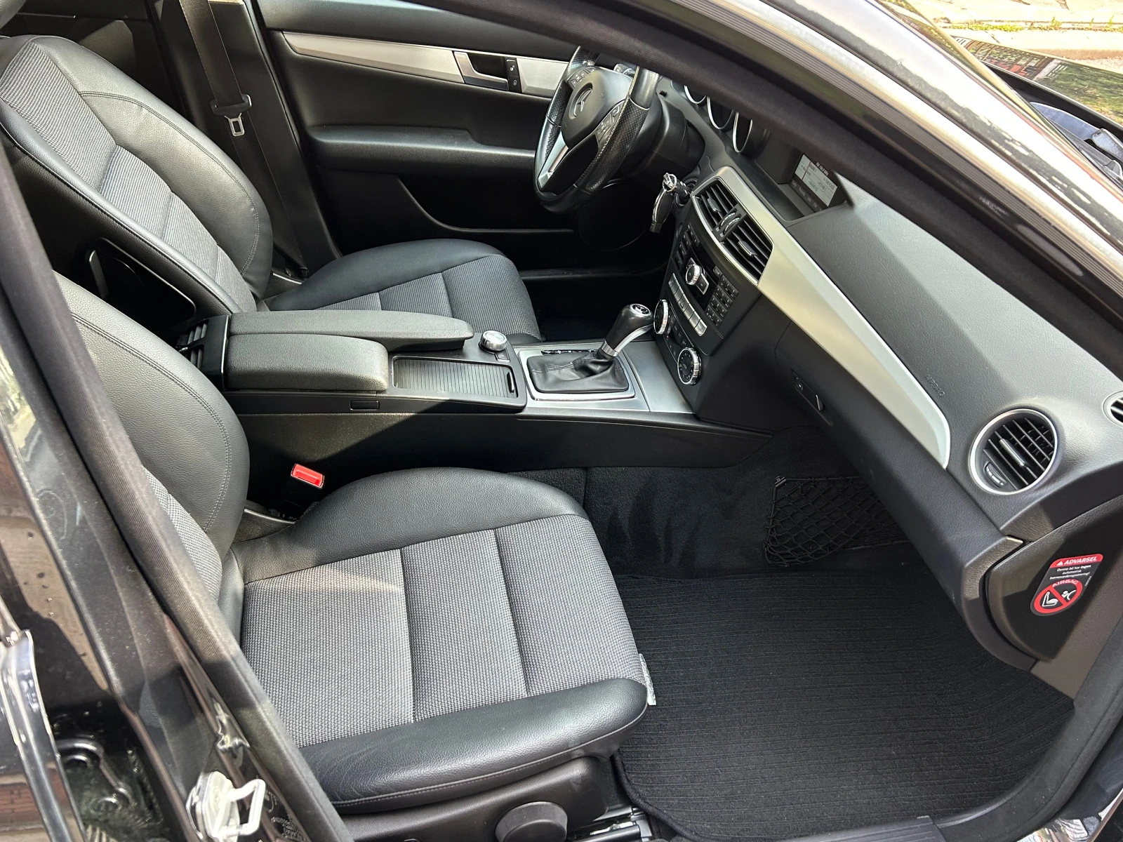 Mercedes-Benz C 220 2, 2 2.2 NAVI KOJA AVTOMAT - изображение 10
