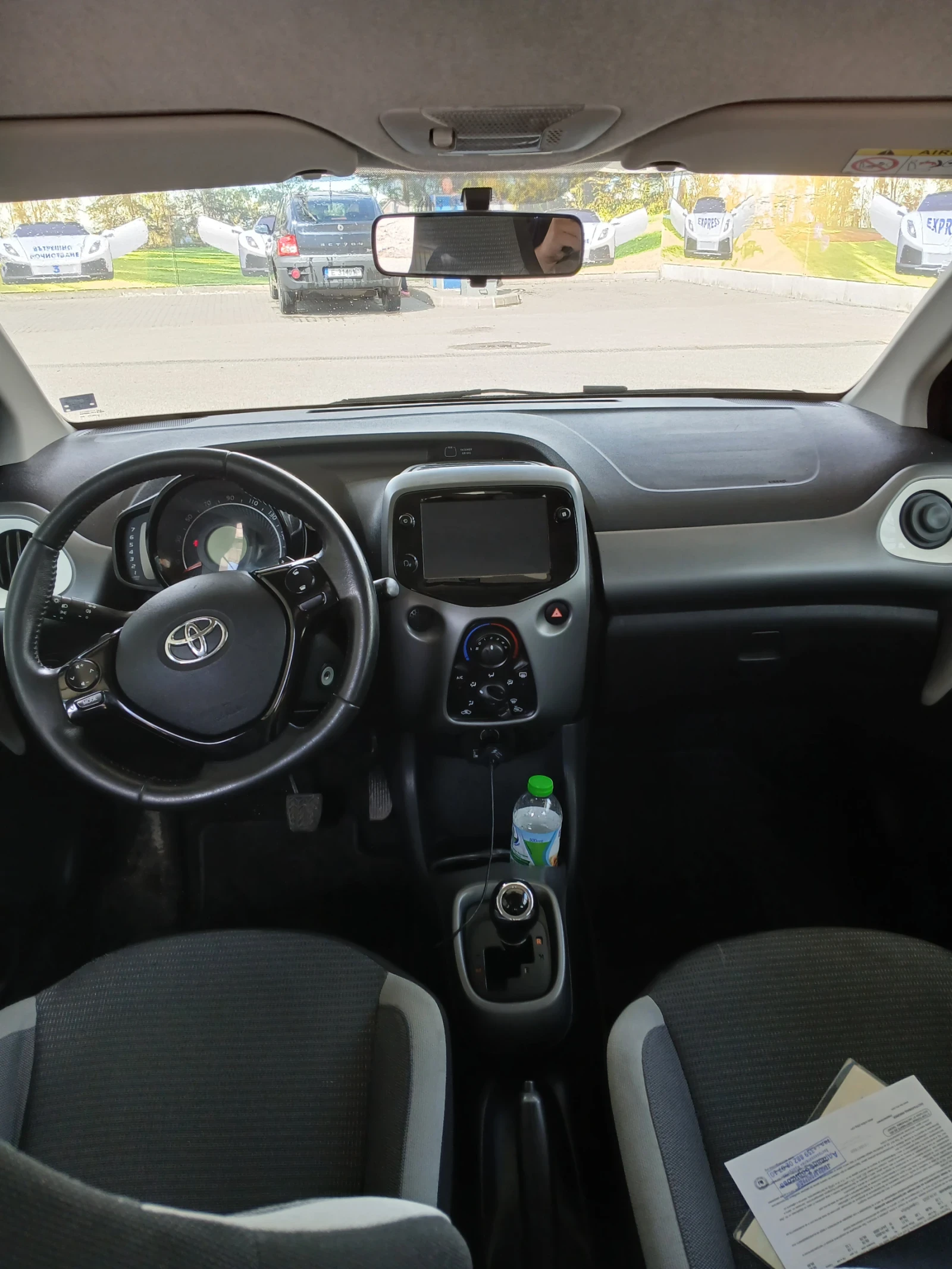 Toyota Aygo Aygo x-play avtomat  - изображение 2
