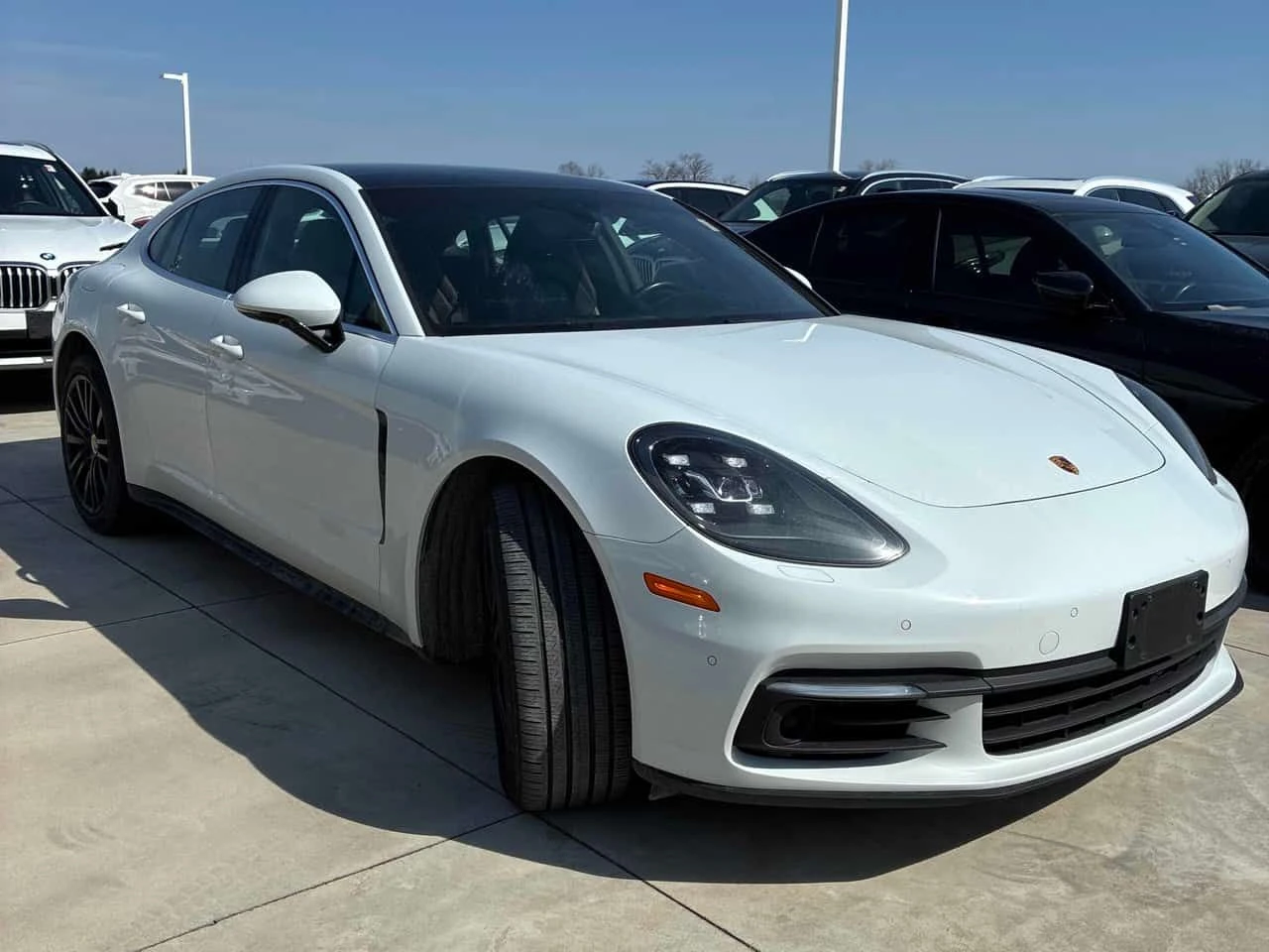 Porsche Panamera 4S  CARFAX, снимка 3 - Автомобили и джипове - 54172275