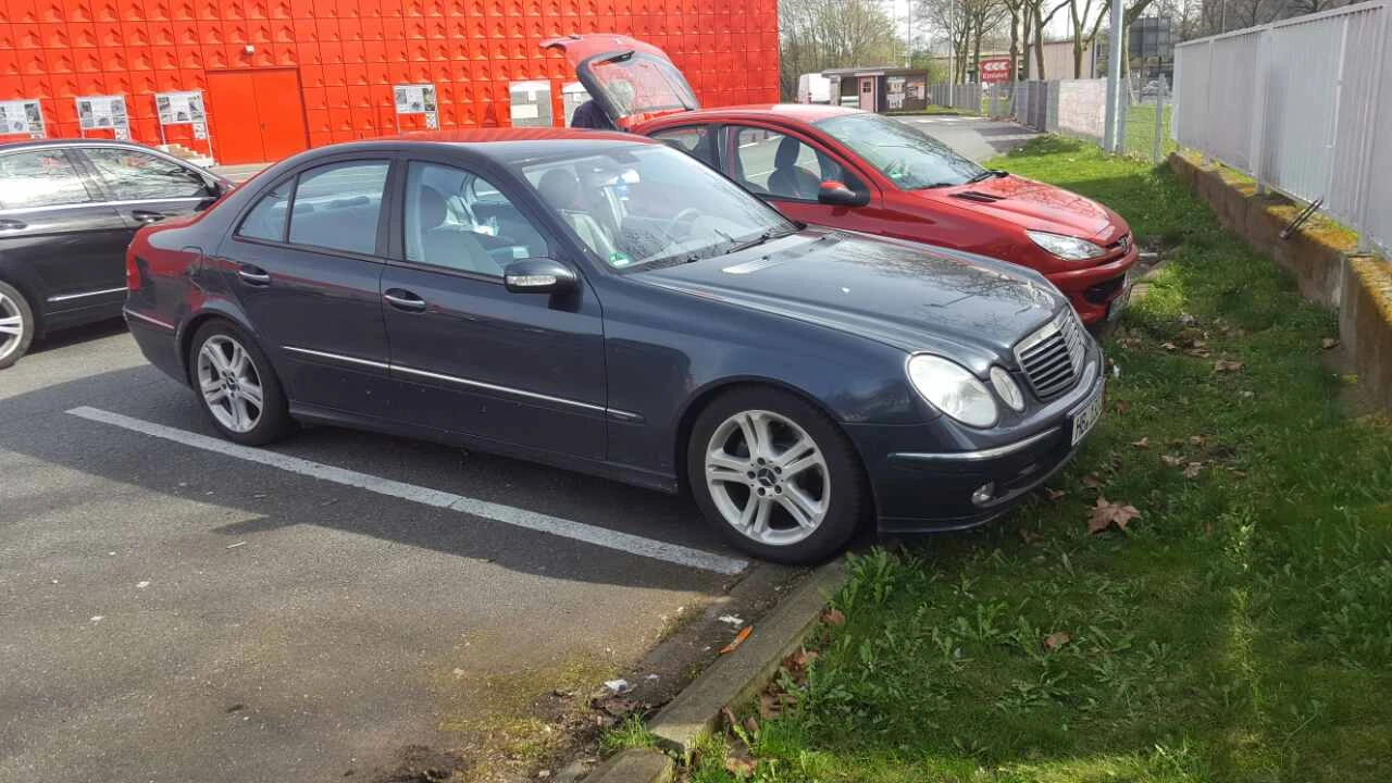 Mercedes-Benz E 320 | Mobile.bg � ����������� 10