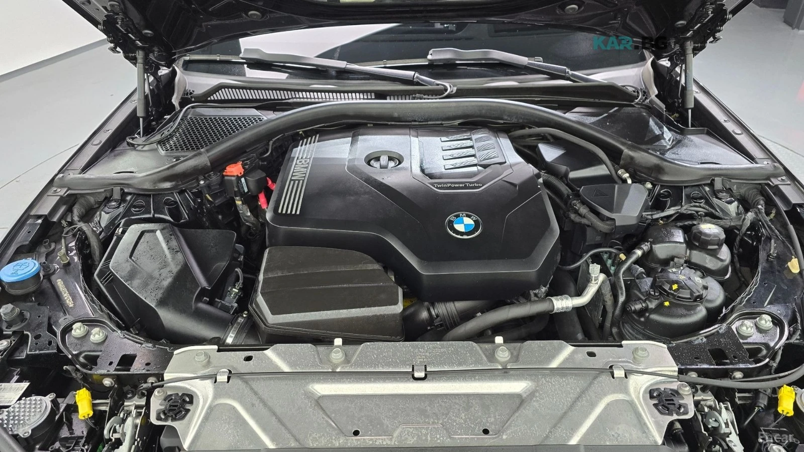 BMW 320 MSPORT* ПОДГРЕВ* КАМЕРА* HEAD* UP* KEYLESS* , снимка 17 - Автомобили и джипове - 55016736