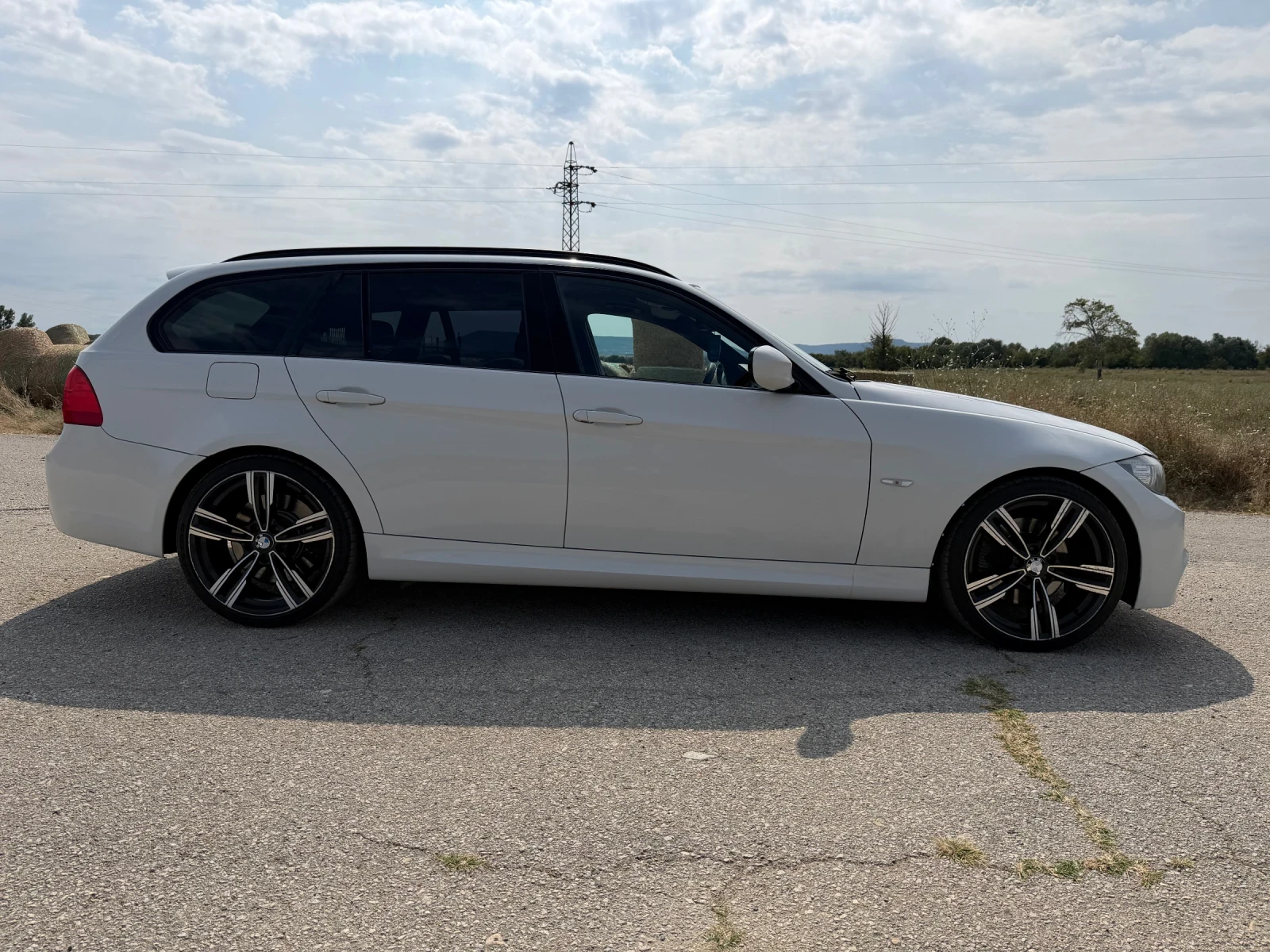 BMW 330 Bmw 330D  M-Sport, снимка 16 - Автомобили и джипове - 55661010