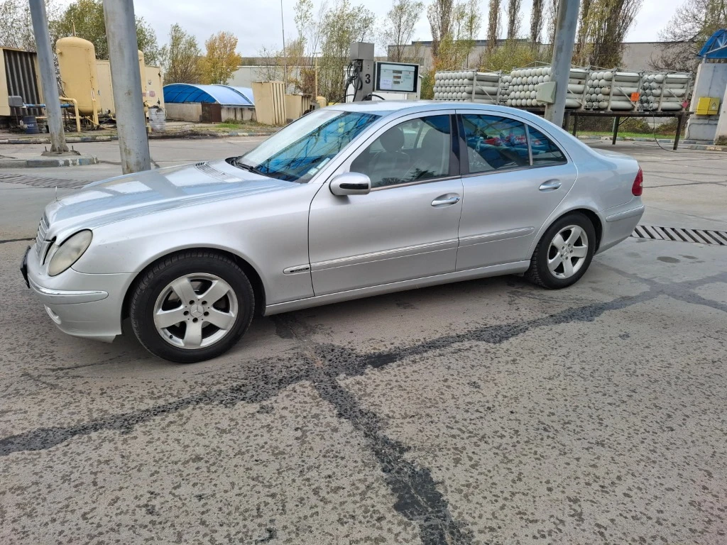 Mercedes-Benz E 200 1.8