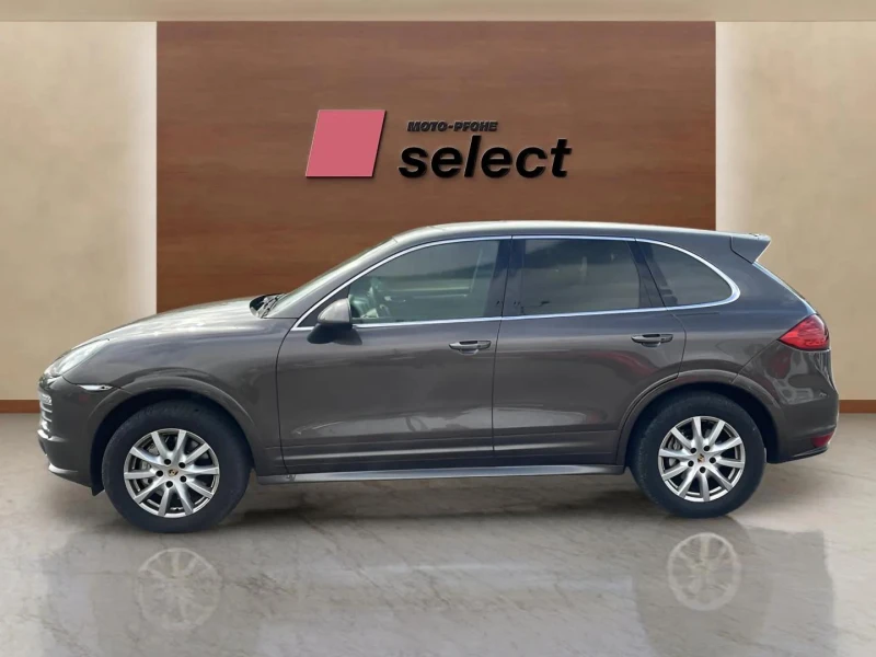 Porsche Cayenne 4.8 I, снимка 2 - Автомобили и джипове - 50382305