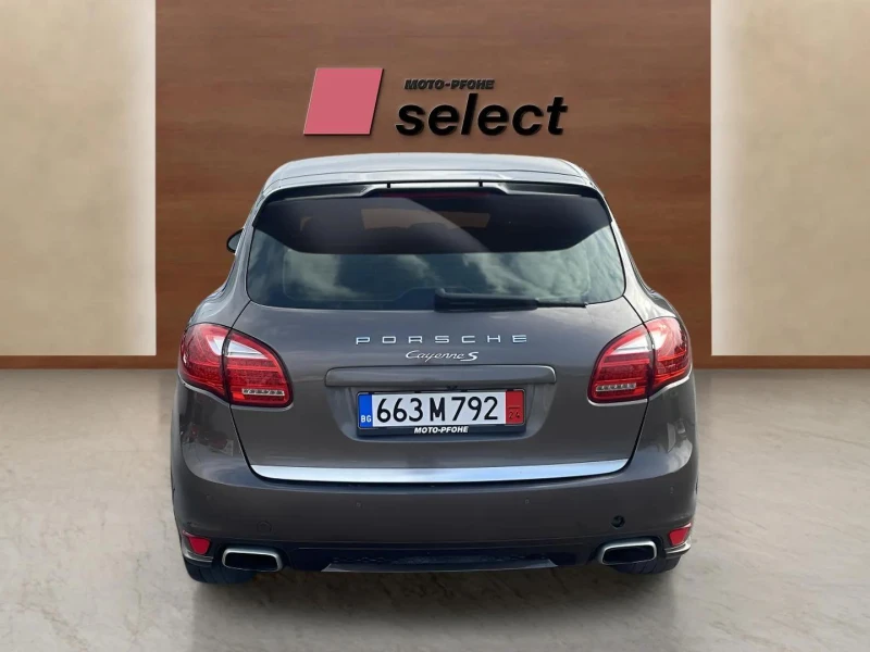 Porsche Cayenne 4.8 I, снимка 4 - Автомобили и джипове - 50382305