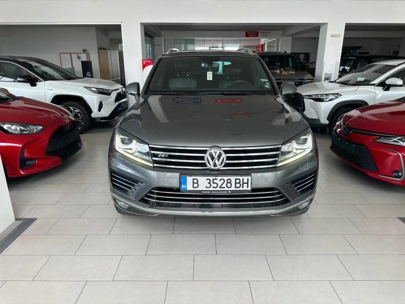 VW Touareg R* Line