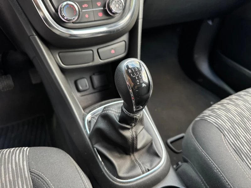 Opel Mokka 1.6i 95000km * EURO6, снимка 9 - Автомобили и джипове - 50560586