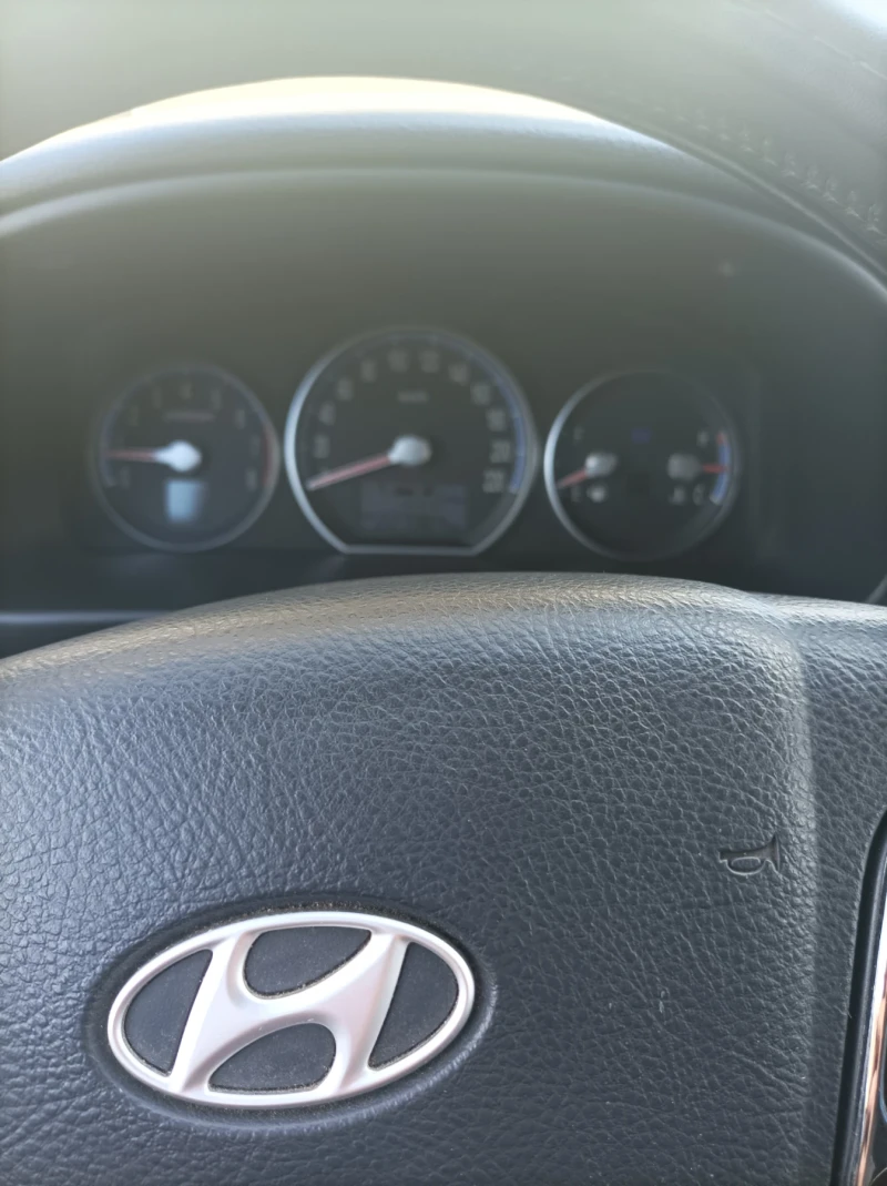 Hyundai Santa fe, снимка 12 - Автомобили и джипове - 52569938
