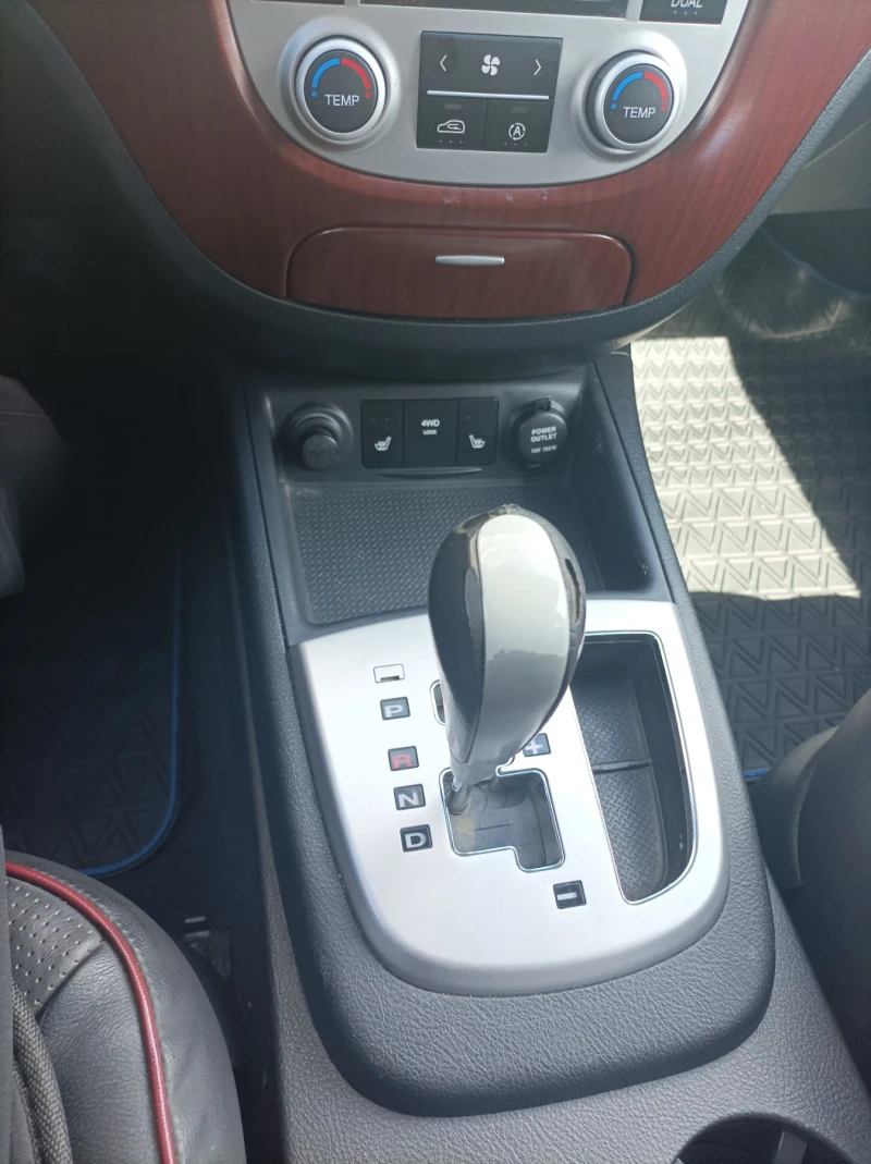 Hyundai Santa fe, снимка 5 - Автомобили и джипове - 52569938