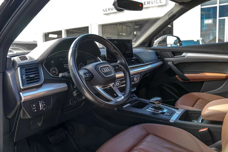 Audi Q5 * SРОRTBACK TECHNIK * 360 * PANORAMIC SUNROOF, снимка 11 - Автомобили и джипове - 53362401