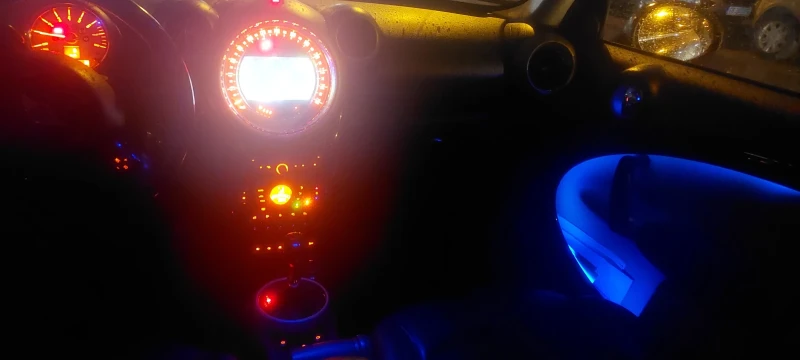 Mini Countryman, снимка 9 - Автомобили и джипове - 53503564