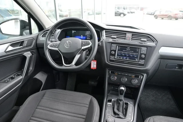 VW Tiguan Adaptive Cruise Control* ДИГИТАЛНО* ТАБЛО* AWD*  - изображение 5