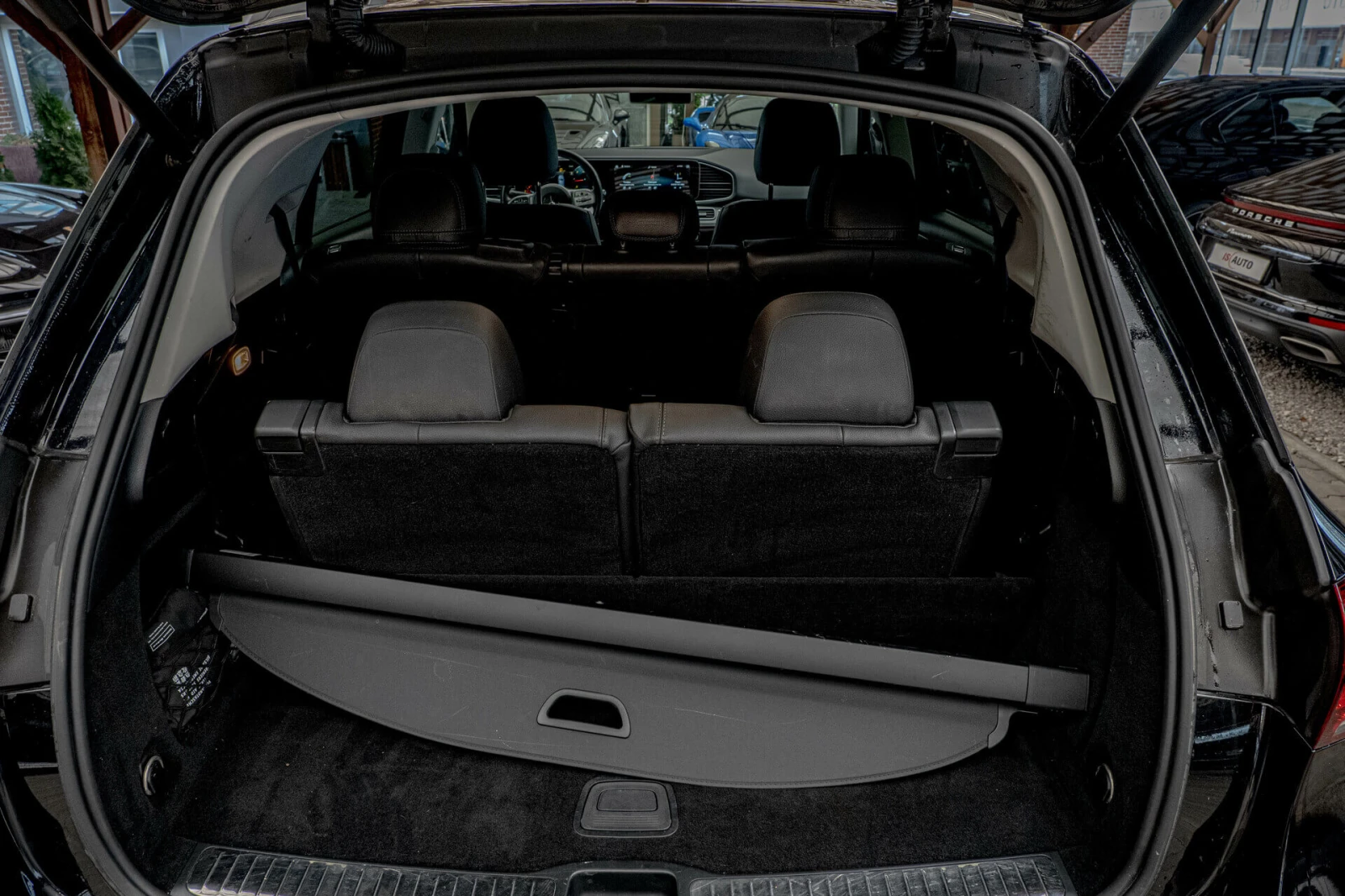 Mercedes-Benz GLE 300/AMG/4Matic/6+ 1/MultiBeam/AIR Matic/Камера 360 - изображение 9