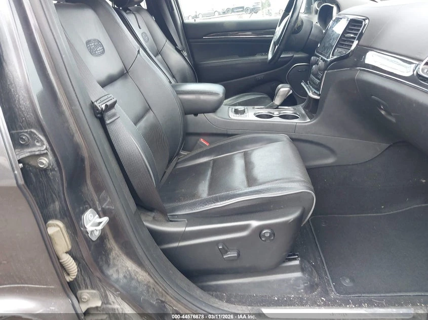 Jeep Grand cherokee 3.6l Overland 4X4, снимка 5 - Автомобили и джипове - 53964980