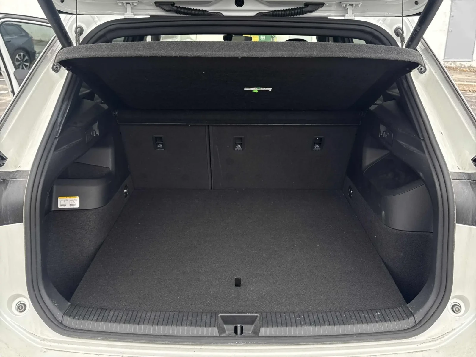 VW Tiguan Highline R-Line * * CARFAX * * ���� ������ * *  | Mobile.bg � ����������� 12