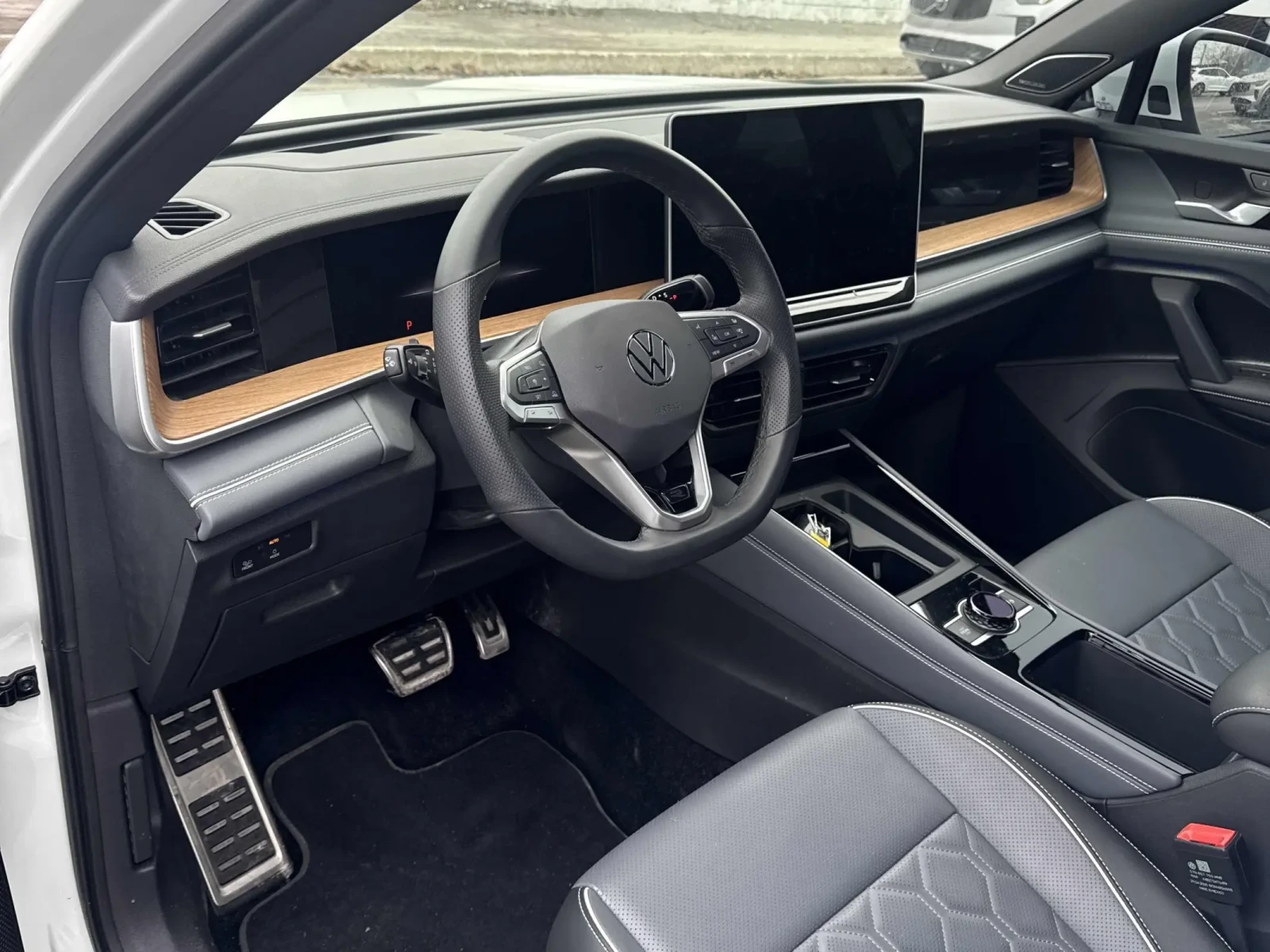 VW Tiguan Highline R-Line * * CARFAX * * ���� ������ * *  | Mobile.bg � ����������� 7