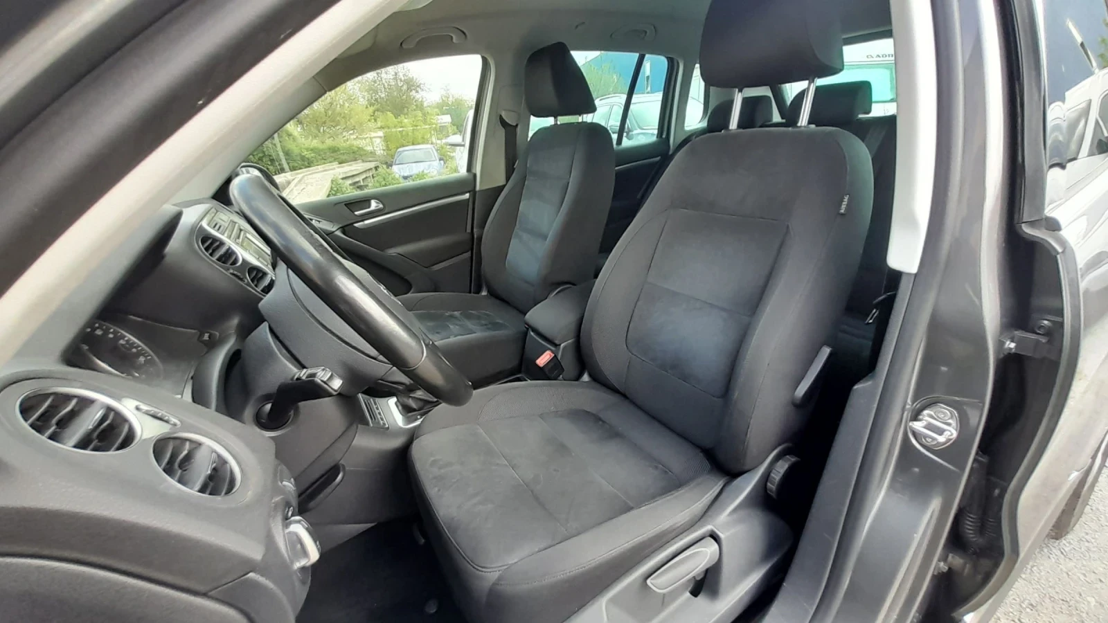 VW Tiguan 2.0TDI DSG 4x4 FaceLift  | Mobile.bg � ����������� 9