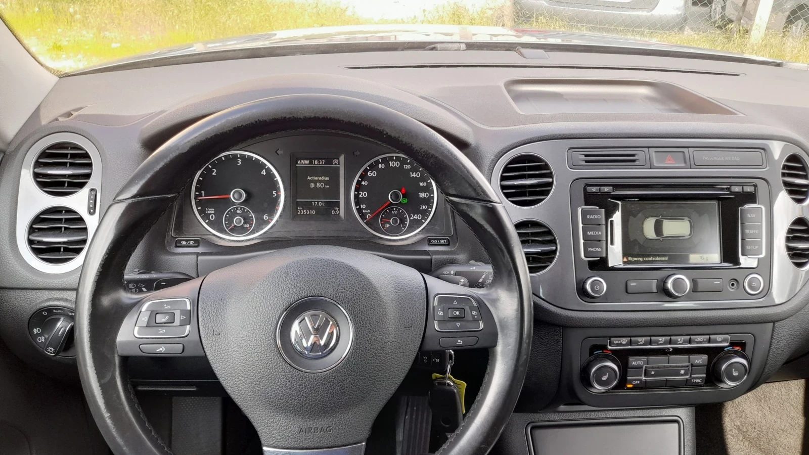 VW Tiguan 2.0TDI DSG 4x4 FaceLift  | Mobile.bg � ����������� 11