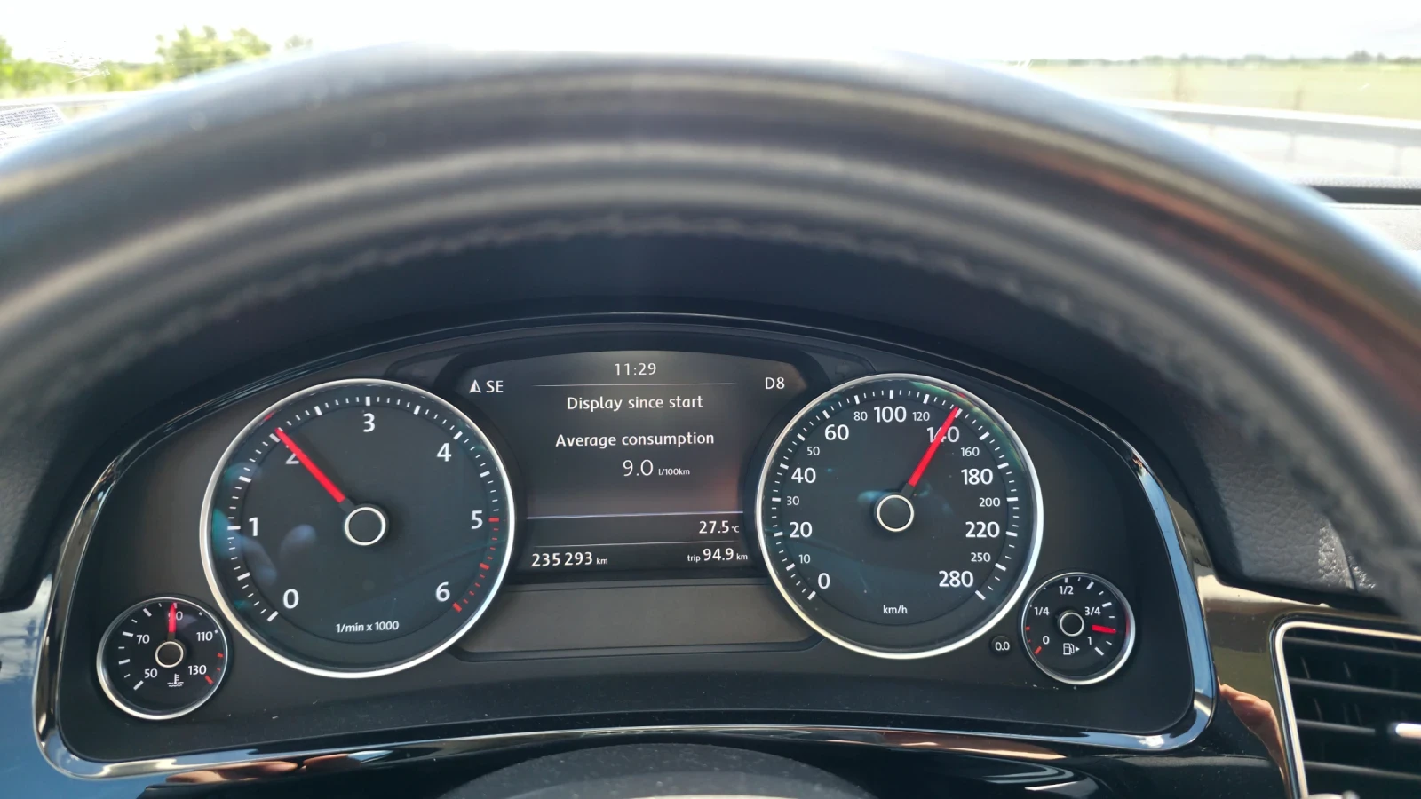 VW Touareg 3.0 TDI V6 / R Line, , снимка 13 - Автомобили и джипове - 54915369