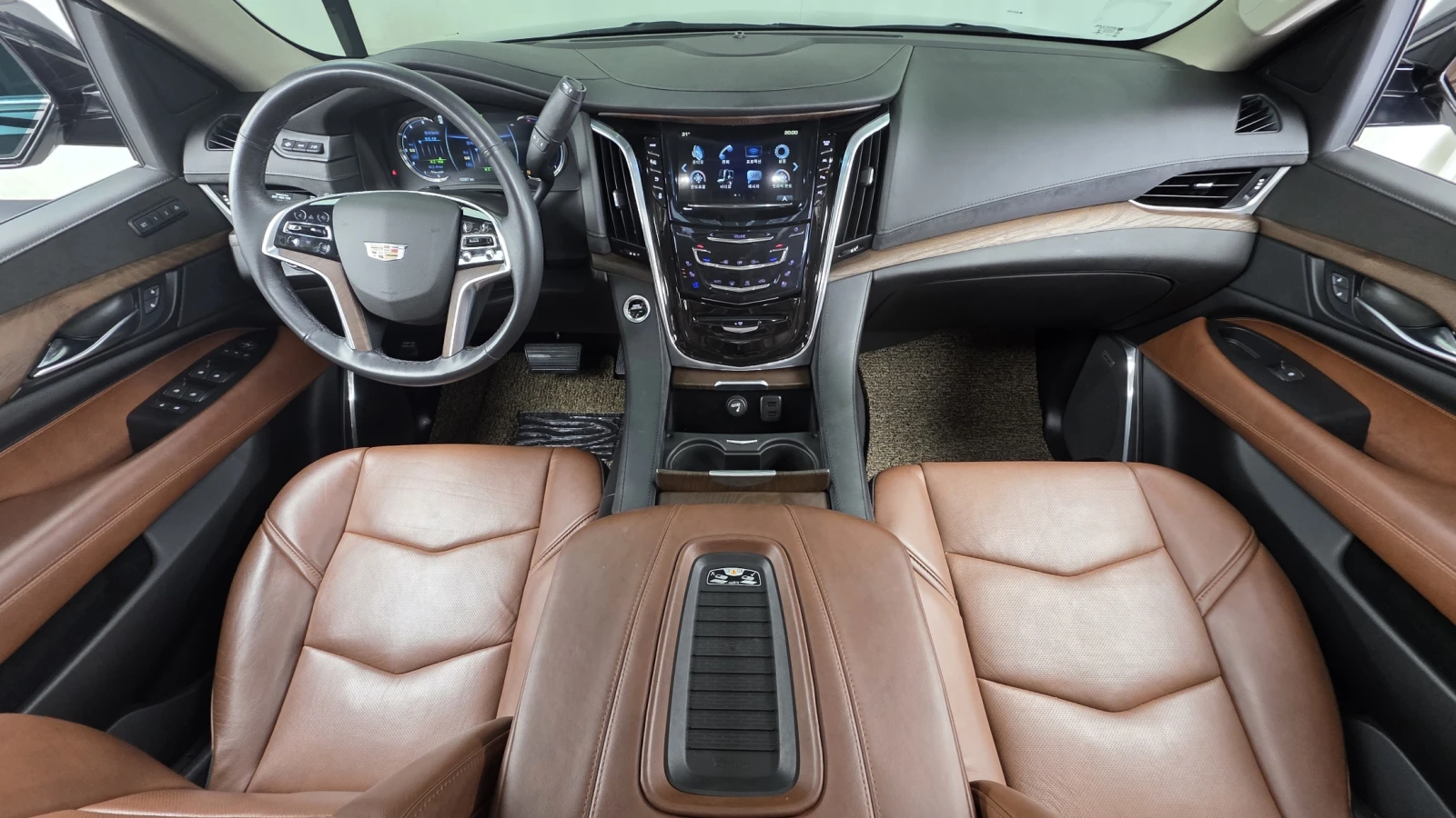 Cadillac Escalade 6.2* ЕЛ. БАГАЖНИК* HUD* BLIND SPOT* 360* КРАЙНА ЦЕ, снимка 7 - Автомобили и джипове - 55243758