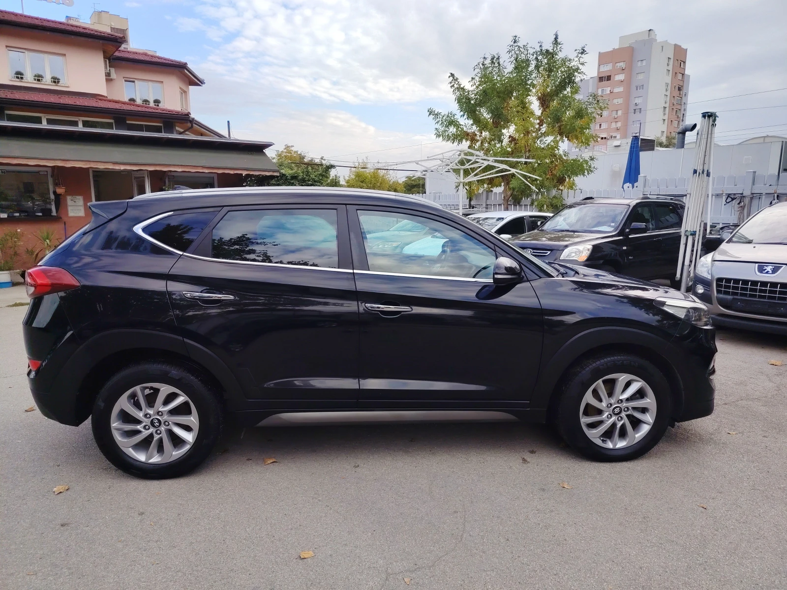 Hyundai Tucson 1.7 BARTER 116, снимка 4 - Автомобили и джипове - 56266305