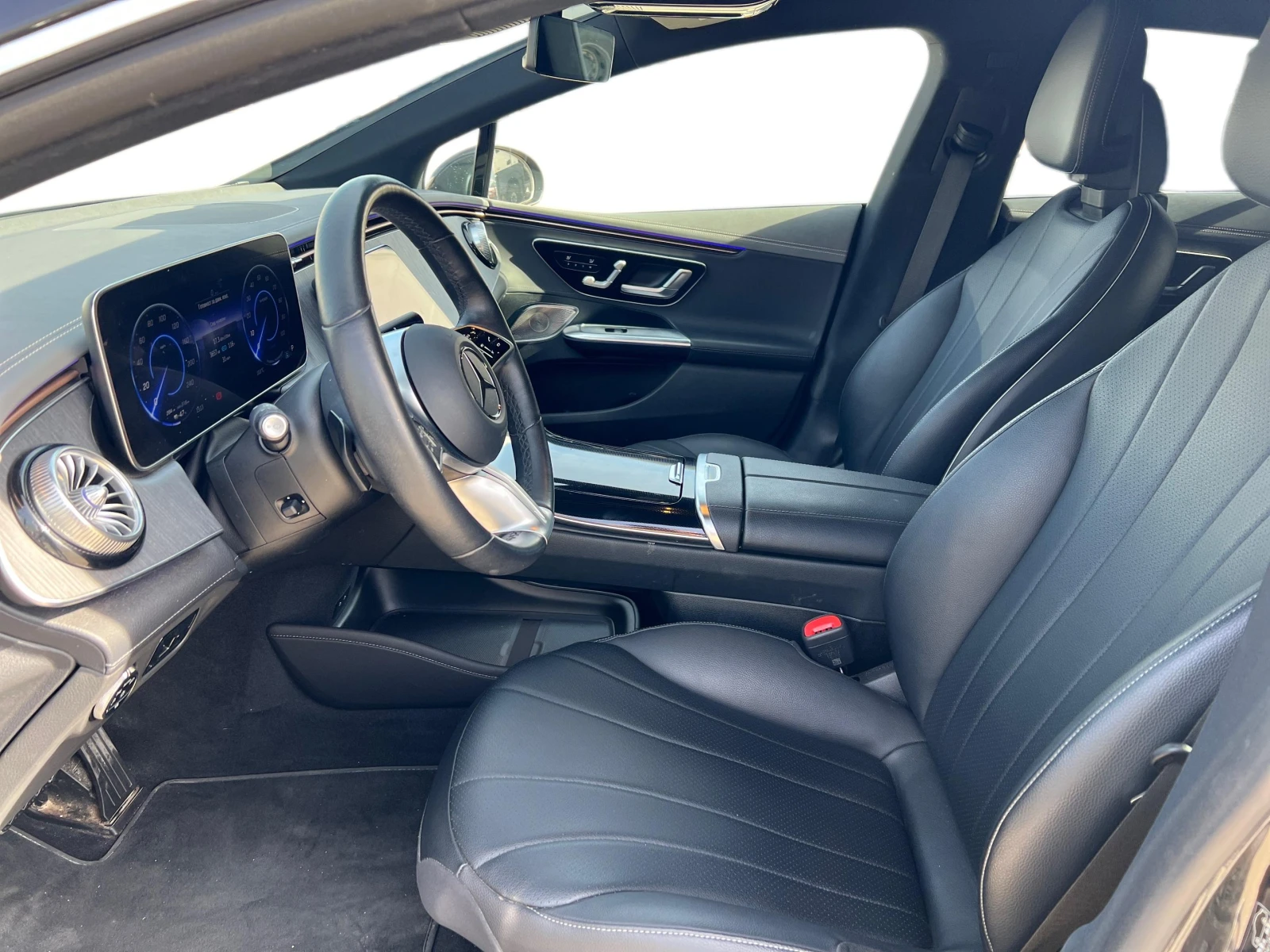 Mercedes-Benz EQE 300, снимка 8 - Автомобили и джипове - 56328278